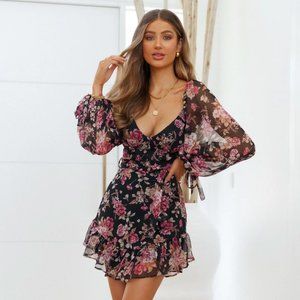 NWT Hello Molly Bouquet For You Dress Sz S